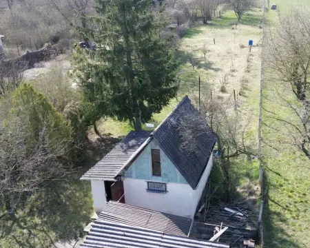 Eladó mezőgazdasági ingatlan, Oroszlány 2291 m² 8.2 M Ft