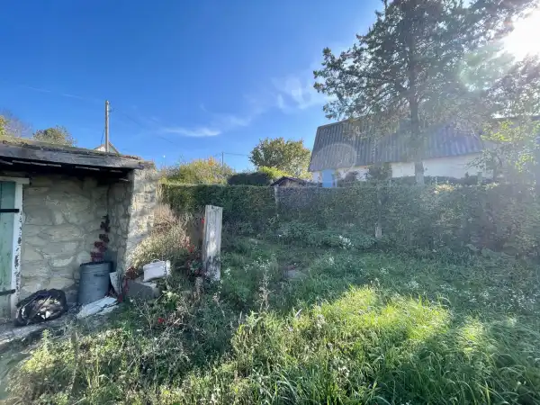 Eladó Szőlős, Oroszlány 1500 m² 4.8 M Ft