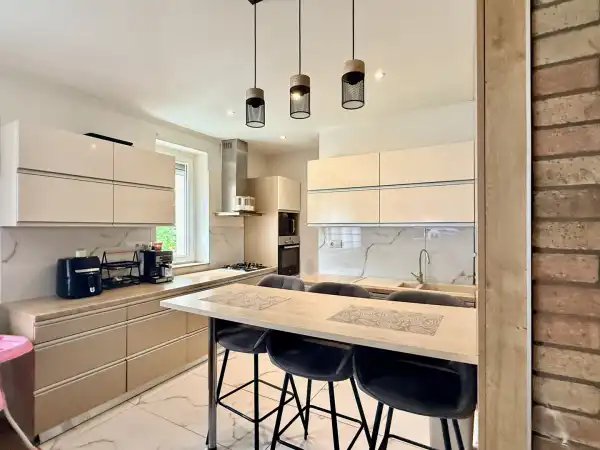 Eladó téglalakás, Oroszlány 1+2 szoba 58 m² 38.5 M Ft