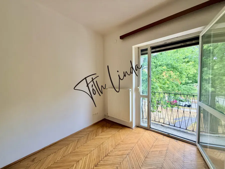 eladó téglalakás, Oroszlány