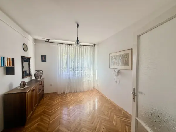 Eladó téglalakás, Oroszlány 3 szoba 74 m² 49.5 M Ft