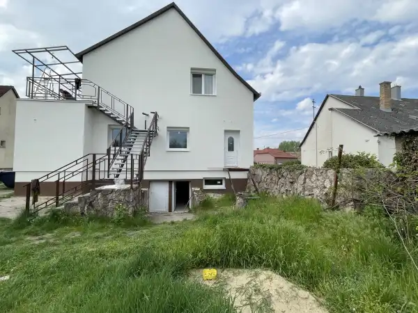 Kiadó téglalakás, Kecskéd 3 szoba 88 m² 180 E Ft/hó