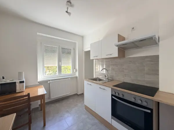 Kiadó téglalakás, Oroszlány 1 szoba 36 m² 130 E Ft/hó